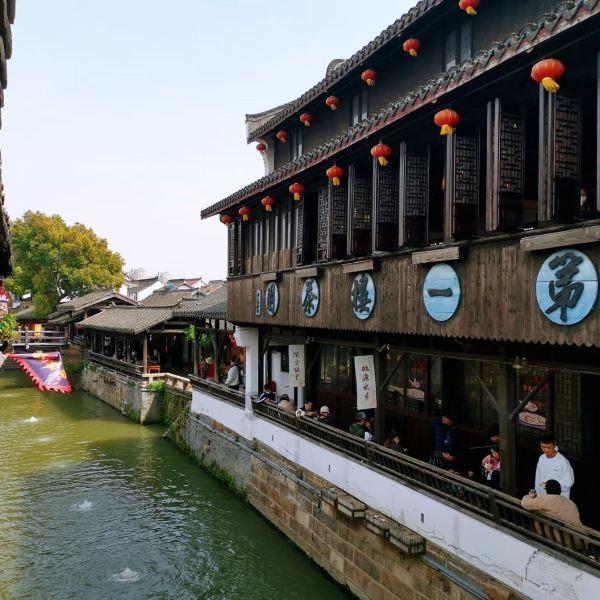 哪个地图可以看到实时街景